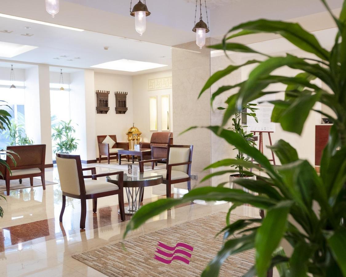 Crowne Plaza Jeddah By Ihg Hotel Kültér fotó Interior of the hotel