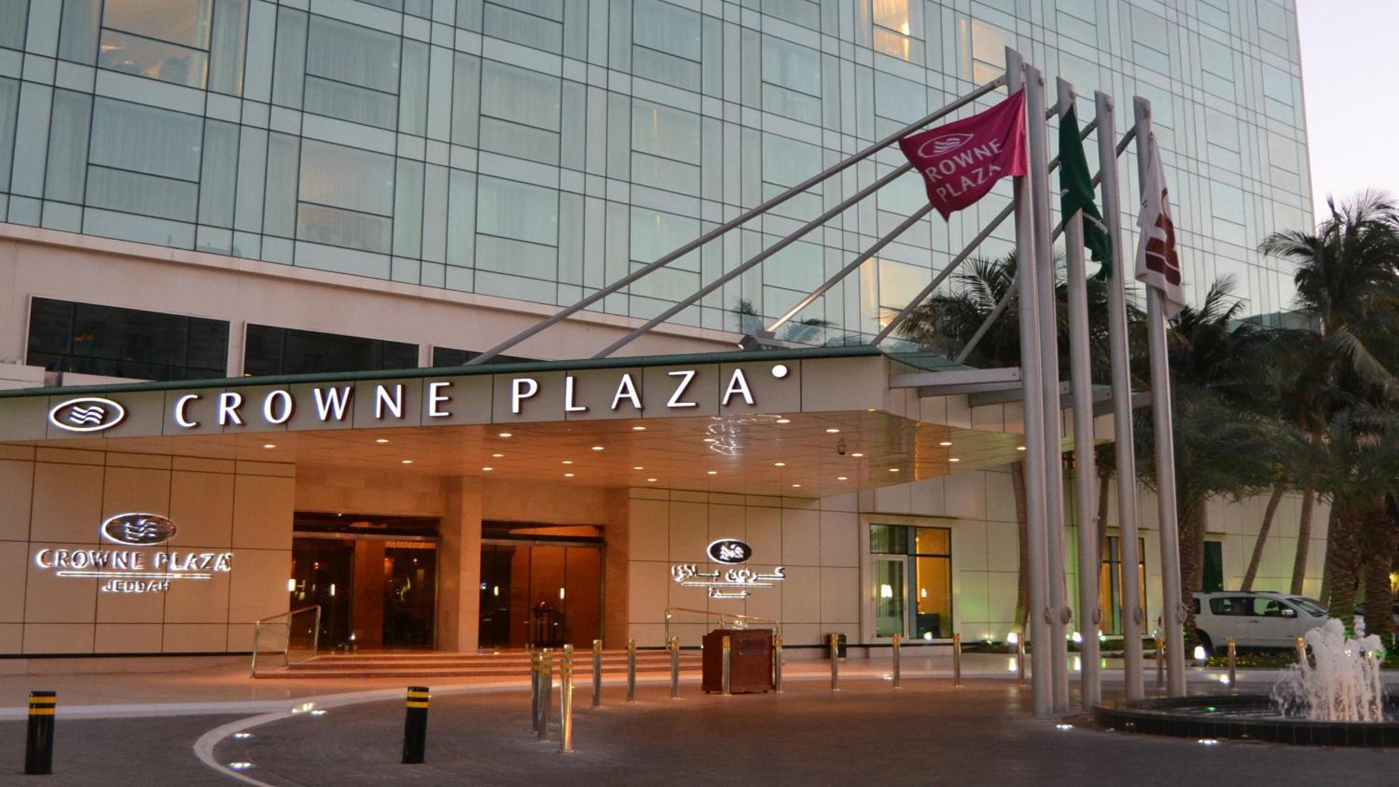 Crowne Plaza Jeddah By Ihg Hotel Kültér fotó The Crown Plaza Hotel in Dubai